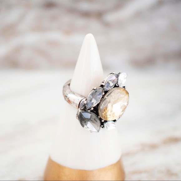 Pale Yellow and Grey Stone Ring - Picture 2 of 3